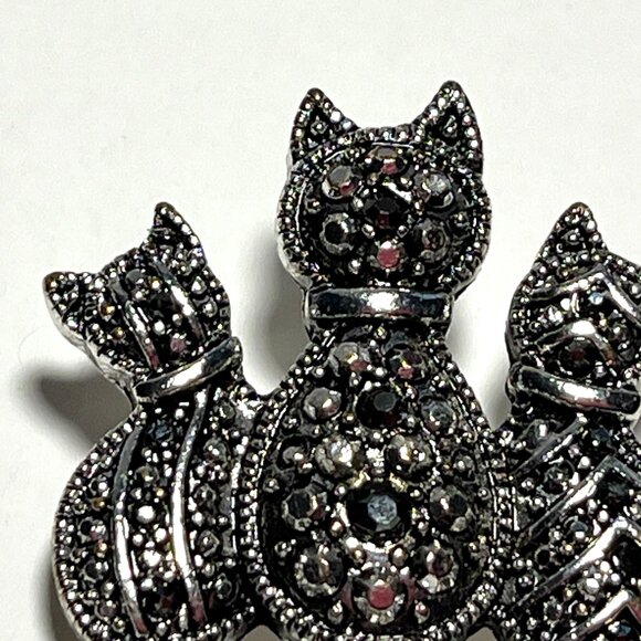 Vintage Three Cats Kittens Marcasite Lapel Pin Brooch - Picture 4 of 7
